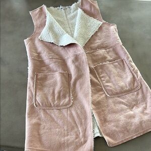 Like new Pink Sherpa Lined Vest be HYFVE HYFVE HYFVE in size L